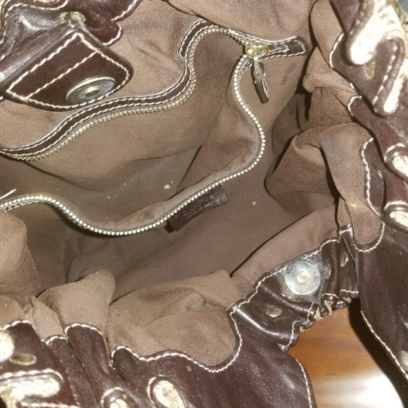 Sold - Picture 3 of 3